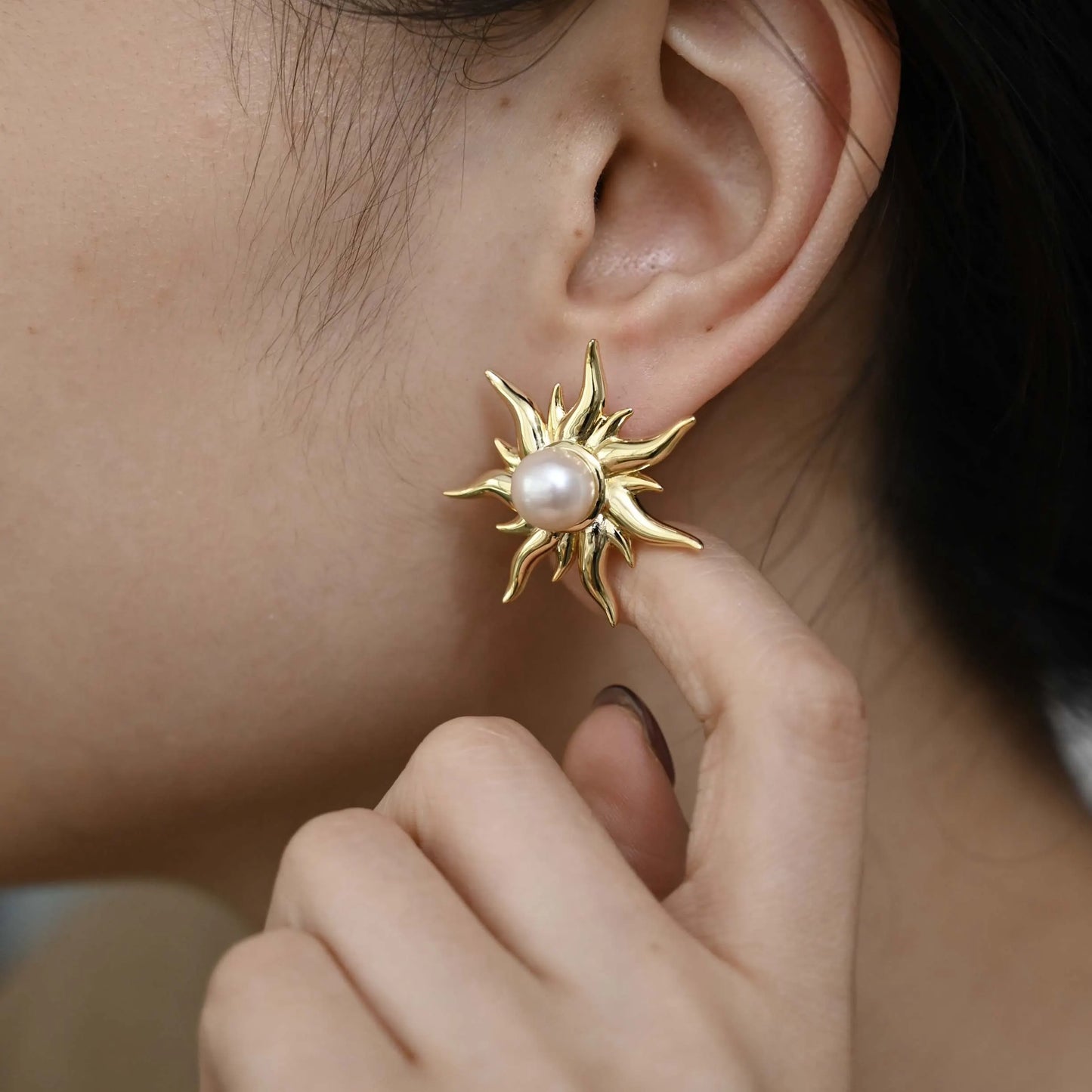 Lux! Sun Silver Stud Freshwater Pearl Earrings 925 Sterling Silver Jewelry