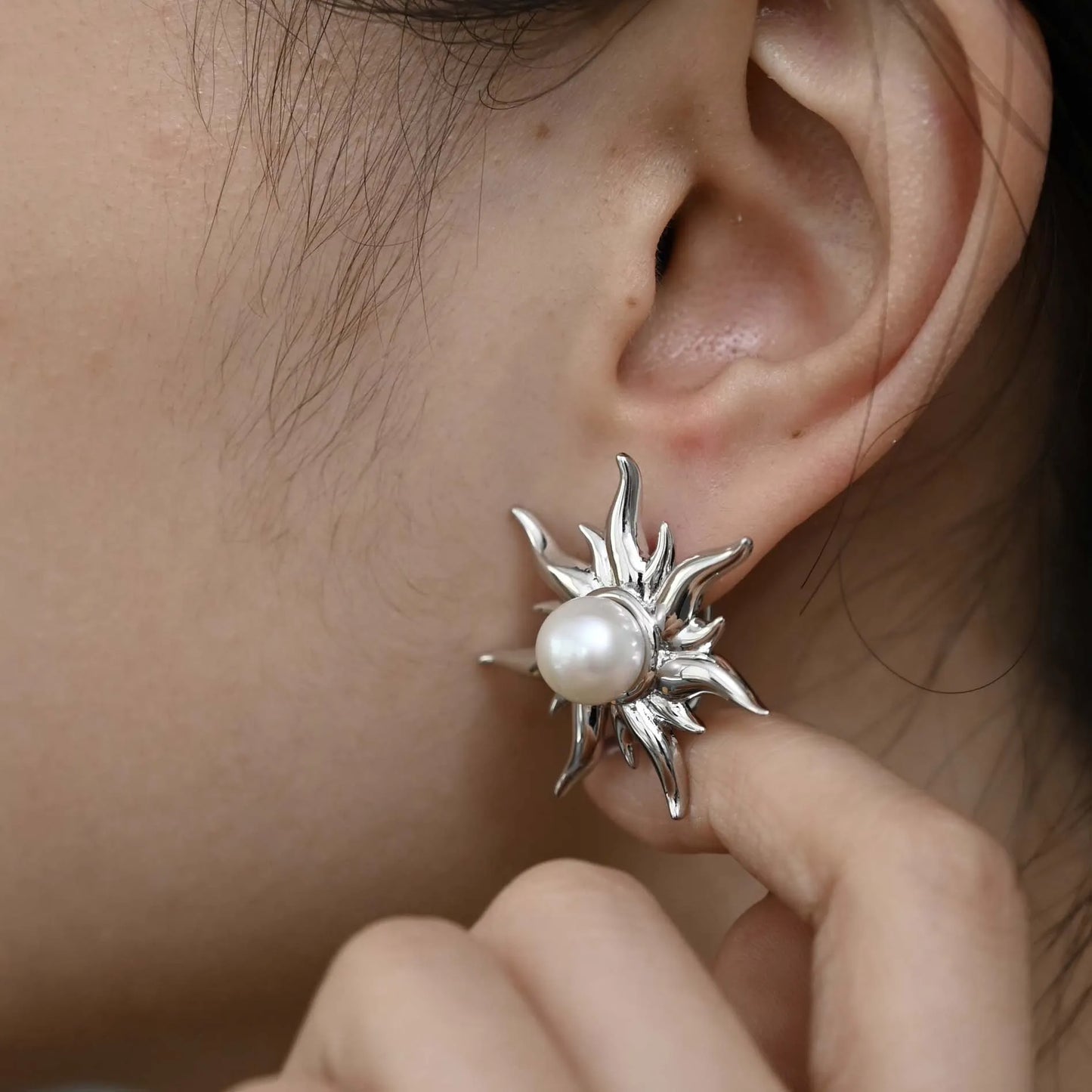 Lux! Sun Silver Stud Freshwater Pearl Earrings 925 Sterling Silver Jewelry